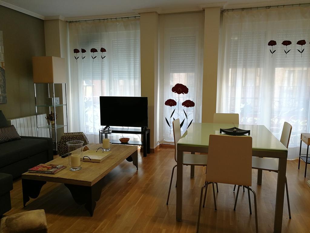 Apartamento 18 Torres El Pilar Zaragoza Exterior foto